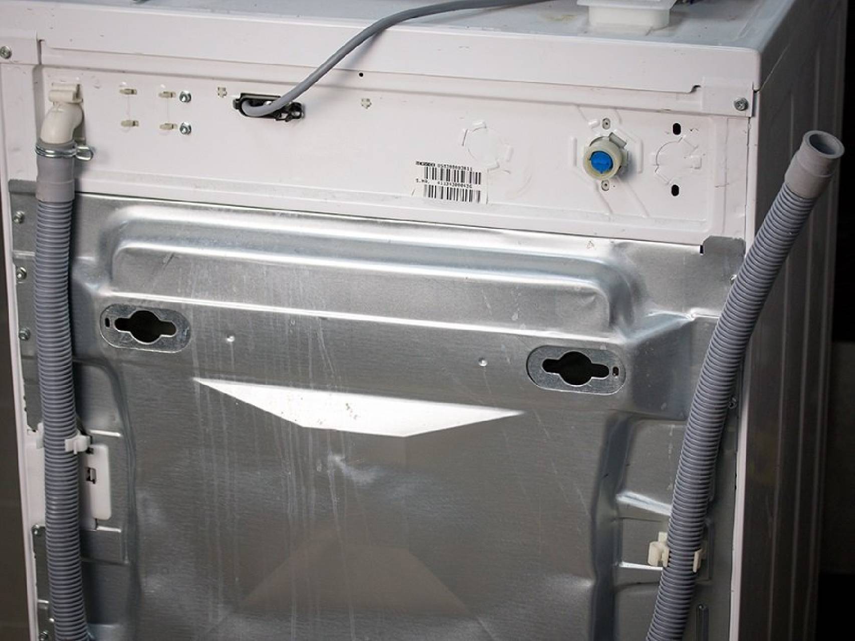 Чому пральна машина не набирає воду?